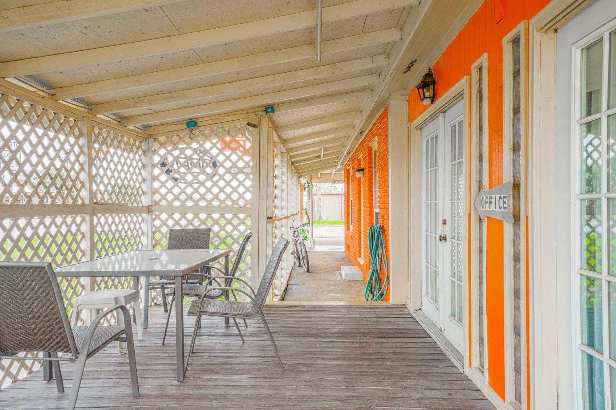 Texana Inn Edna By Oyo Exterior photo